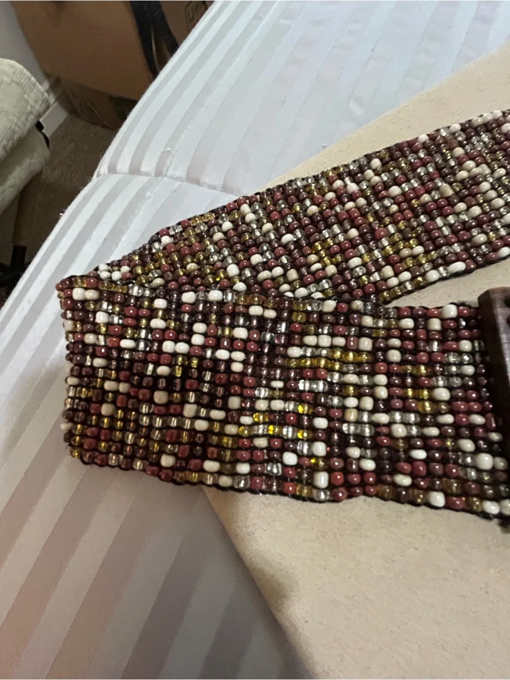 Beaded Stretch Waist Belt with Wood Buckle - Brown/stretchy